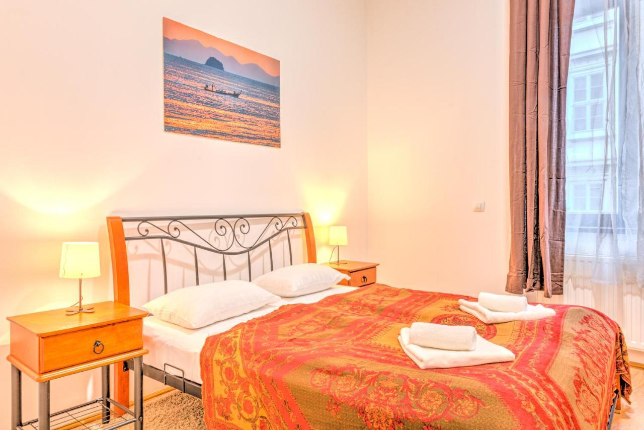 Central Apartments Apartahotel