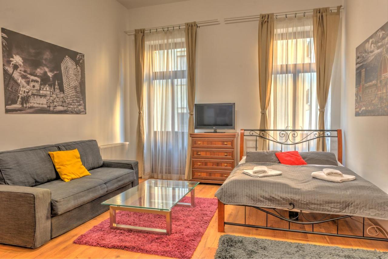 Central Apartments Apartament *